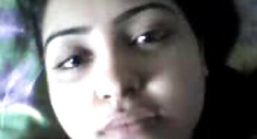 phim sex indonesia Bà ngăm đen vui vẻ clip sex nu sinh với đàn ông.