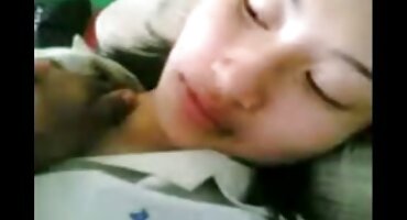 phim sex cô giáo hương Người Phụ nữ Châu á đang tham gia phim sex con heo vào một mối quan hệ với phúc lợi.